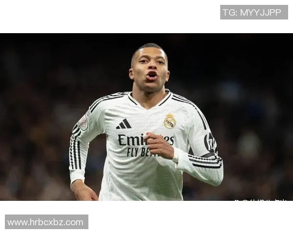 足球历史巨星地位排名探讨 经典球员的成就与影响力比较